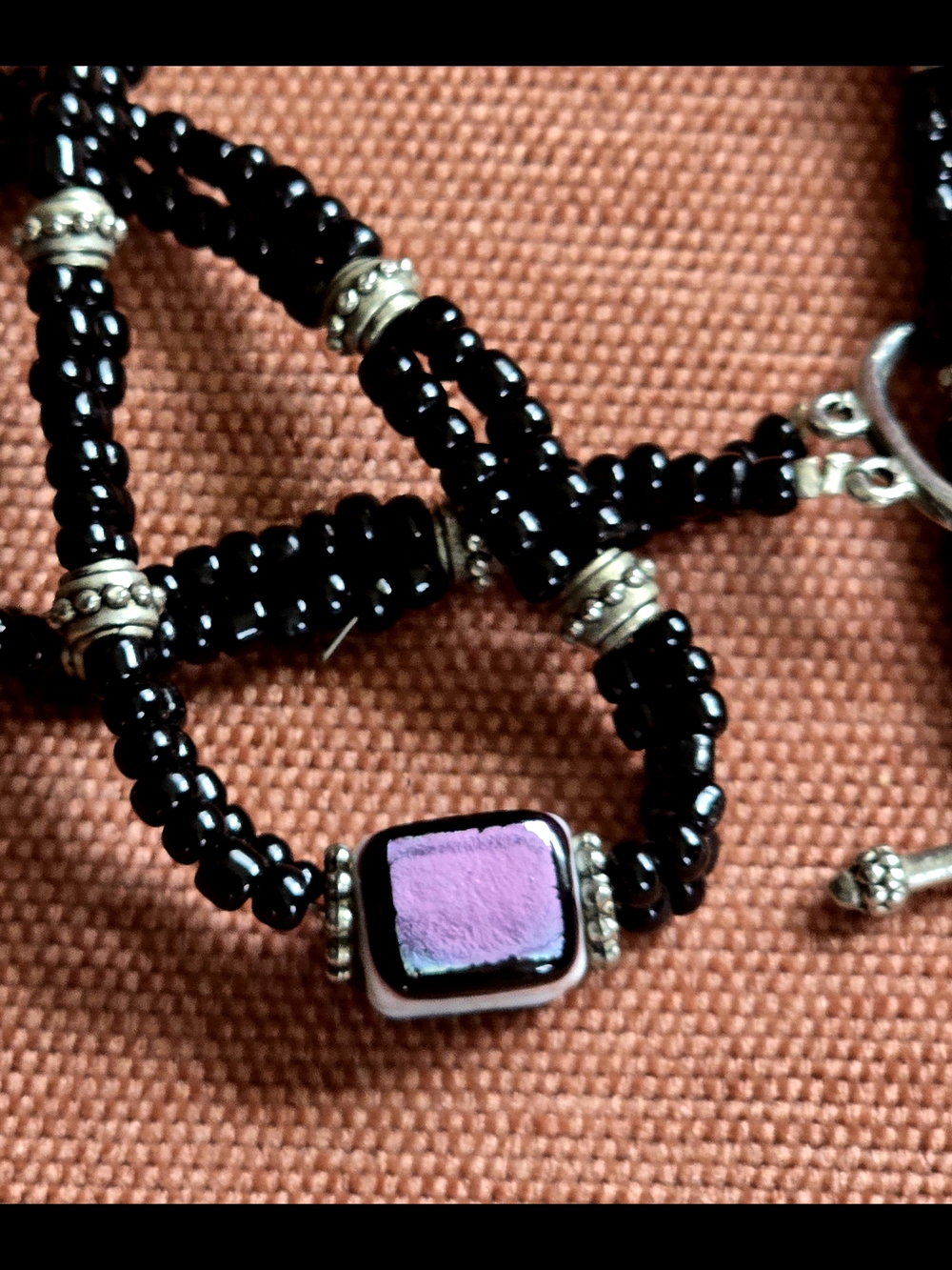 Handmade Black Beaded Choker withIrrdescent Glass Accent - Women Jewelry
